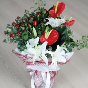 LİLYUM,ANTORYUM KIRMIZI GÜL BUKET-BK10